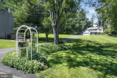 6404 Cotswold Way, Broad Run, VA 20137 - Photo 16