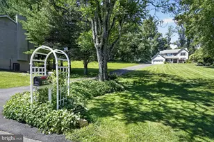 6404 Cotswold Way, Broad Run, VA 20137 - Photo 16