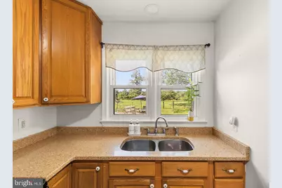 4921 Dumfries Road, Catlett, VA 20119 - Photo 10