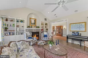 10590 Mountain Shadow Ln, Marshall, VA 20115 - Photo 6