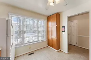 726 Pine Tree Ct, Warrenton, VA 20186 - Photo 8