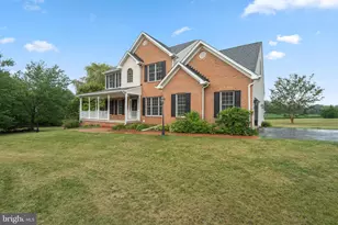 10143 Hedrick Farm Ln, Midland, VA 22728 - Photo 2