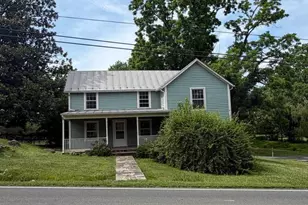 9027 John S Mosby Hwy, Upperville, VA 20185 - Photo 2