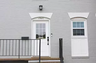 154 Fairfield Dr, Warrenton, VA 20186 - Photo 1