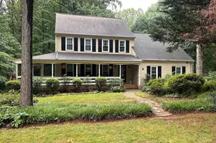 4405 Lakewood Dr, Warrenton, VA 20187 - Photo 2