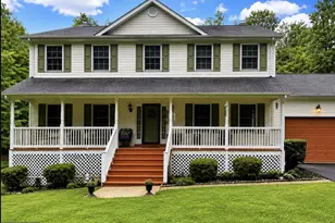 4203 Hidden Oak Ln, Bealeton, VA 22712 - Photo 2