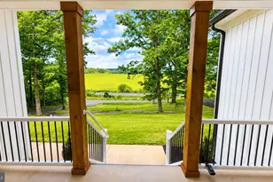 8415 Bens Ln, Warrenton, VA 20186 - Photo 2