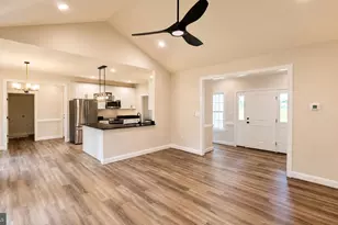 8415 Bens Ln, Warrenton, VA 20186 - Photo 6