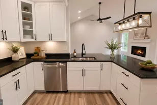 8415 Bens Ln, Warrenton, VA 20186 - Photo 12
