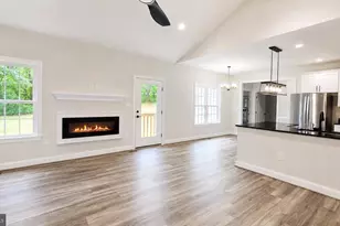 8415 Bens Ln, Warrenton, VA 20186 - Photo 10
