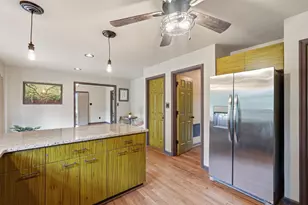 10414 Skyline Ave, Midland, VA 22728 - Photo 12