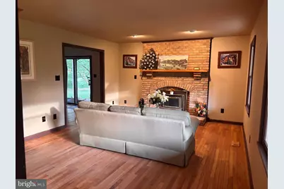 10414 Skyline Avenue, Midland, VA 22728 - Photo 6