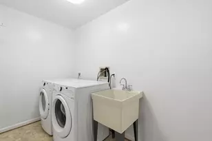10414 Skyline Ave, Midland, VA 22728 - Photo 18