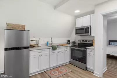380 Broadview Avenue #2, Warrenton, VA 20186 - Photo 6