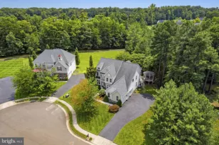 4025 Wilkes Ct, Warrenton, VA 20187 - Photo 2