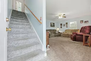 11747 Battle Ridge Dr, Remington, VA 22734 - Photo 8
