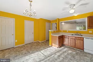 570 Highland Towne Ln, Warrenton, VA 20186 - Photo 26