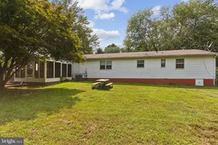 8755 Trinity Ln, Warrenton, VA 20187 - Photo 4