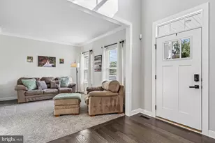 7471 Lake Willow Ct, Warrenton, VA 20187 - Photo 12