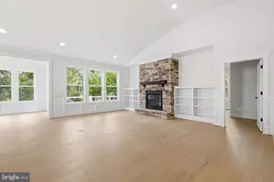 25 Fisher Ln, Warrenton, VA 20186 - Photo 2