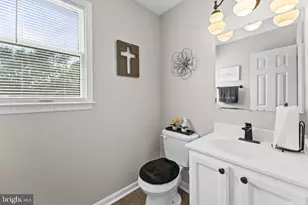 11291 Meadfield Dr, Bealeton, VA 22712 - Photo 32