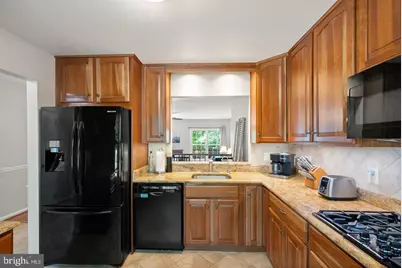 711 Acorn Court, Warrenton, VA 20186 - Photo 4