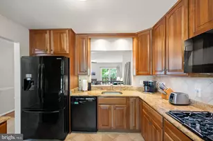 711 Acorn Ct, Warrenton, VA 20186 - Photo 4