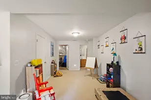 711 Acorn Ct, Warrenton, VA 20186 - Photo 18