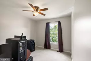 711 Acorn Ct, Warrenton, VA 20186 - Photo 16