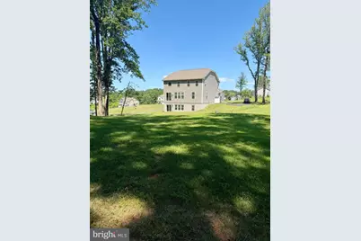 7817 Holston Lane, Broad Run, VA 20137 - Photo 2
