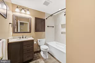 6979 Great Oak Way, Warrenton, VA 20187 - Photo 24