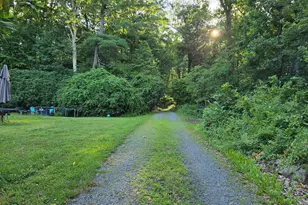 6301 Leeds Manor, Marshall, VA 20115 - Photo 4