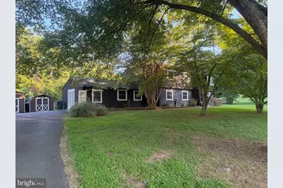 7197 N Starcrest Drive, Warrenton, VA 20187 - Photo 2