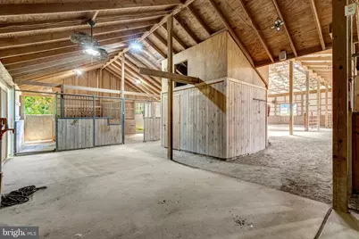 9253 Cliff Mills Road #HORSE FACILITY, Warrenton, VA 20186 - Photo 18