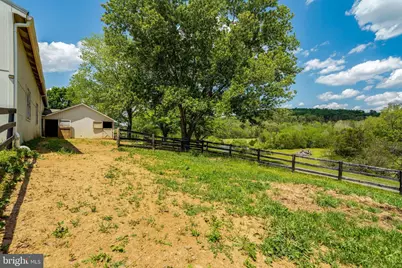 9253 Cliff Mills Road #HORSE FACILITY, Warrenton, VA 20186 - Photo 40