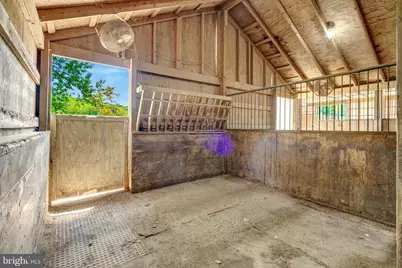 9253 Cliff Mills Road #HORSE FACILITY, Warrenton, VA 20186 - Photo 20