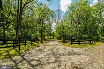 9253 Cliff Mills Road #HORSE FACILITY, Warrenton, VA 20186 - Photo 2