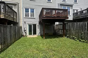 715 Acorn Ct, Warrenton, VA 20186 - Photo 8