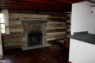 12498 Crest Hill Rd, Hume, VA 22639 - Photo 8
