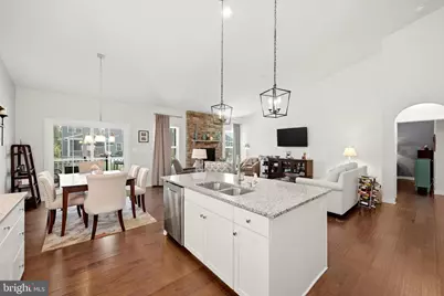 7438 Lake Willow Court, Warrenton, VA 20187 - Photo 8