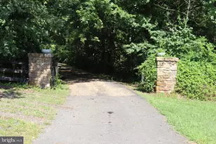 8000 Springhope Dr, Catlett, VA 20119 - Photo 6