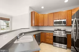 3571 Sutherland Ct, Warrenton, VA 20187 - Photo 12