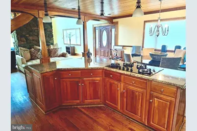 9078 Knoll Run Lane, Marshall, VA 20115 - Photo 8