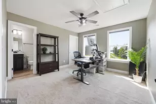 4863 Point, Warrenton, VA 20187 - Photo 40