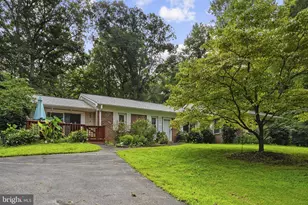 7401 Little Ct, Warrenton, VA 20187 - Photo 2