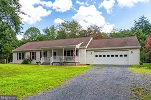 7534 Suncrest Dr, Warrenton, VA 20187 - Photo 2