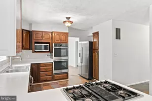 7534 Suncrest Dr, Warrenton, VA 20187 - Photo 22
