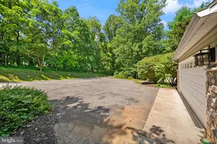 8256 Lock Ln, Warrenton, VA 20186 - Photo 112