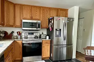 7226 Marr Dr, Warrenton, VA 20187 - Photo 4