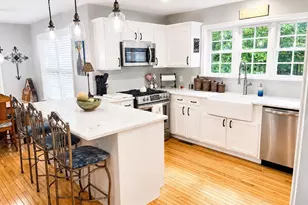 5349 Christa Ct, Warrenton, VA 20187 - Photo 2